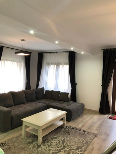 Holiday Luxury Villa with private Garden