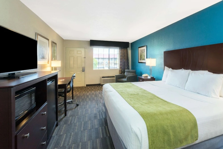 Days Inn Snyder