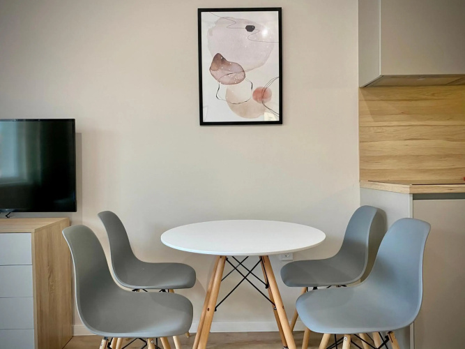 Stylish Top Centre Apartment for 4 guests