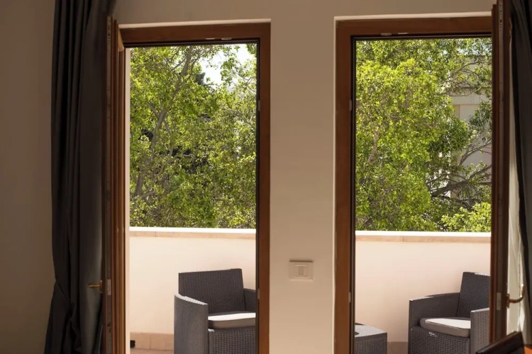 Standard Double room with garden view