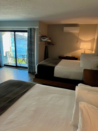 Standard Double room with water view