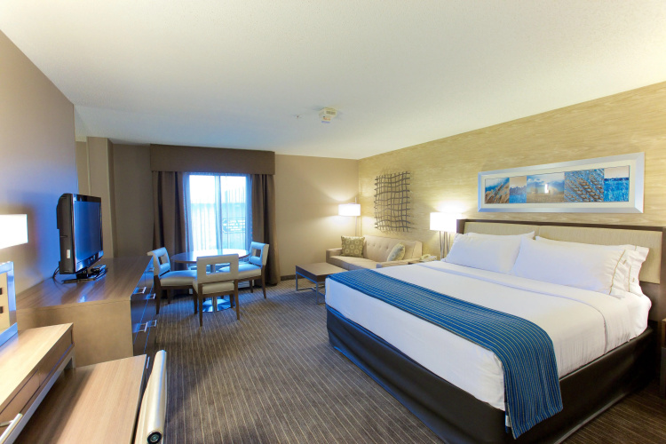 Holiday Inn Express Fargo-West Acres by IHG