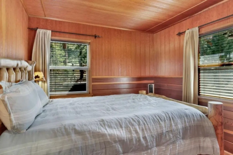 3 Bedrooms Cottage