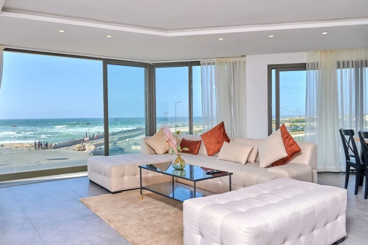 Luxury Apartment