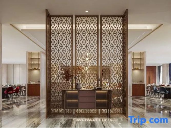Tingzhou Jianguo Hotel