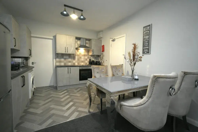 Telford Tranquility Apartment Flat 3 for 4 Guests