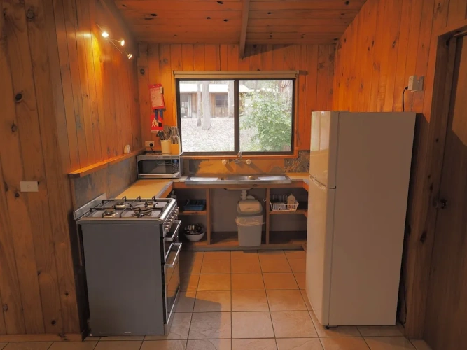 2 Bedrooms Bungalow