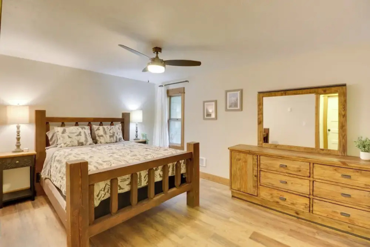 5 Mi to Whitefish Resort: Getaway w/ Shared Patio