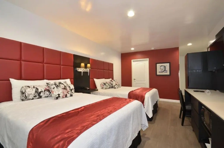 Standard Quadruple room