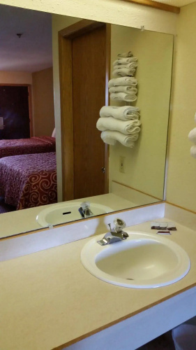 Centralia Inn