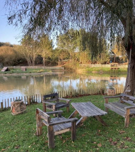 1 Bedroom Superior Cottage with lake view