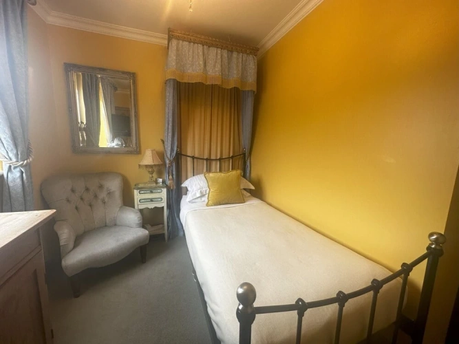 Classic Single room