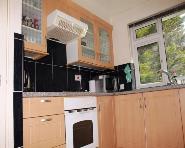 Sunny Apartment in Birmingham
