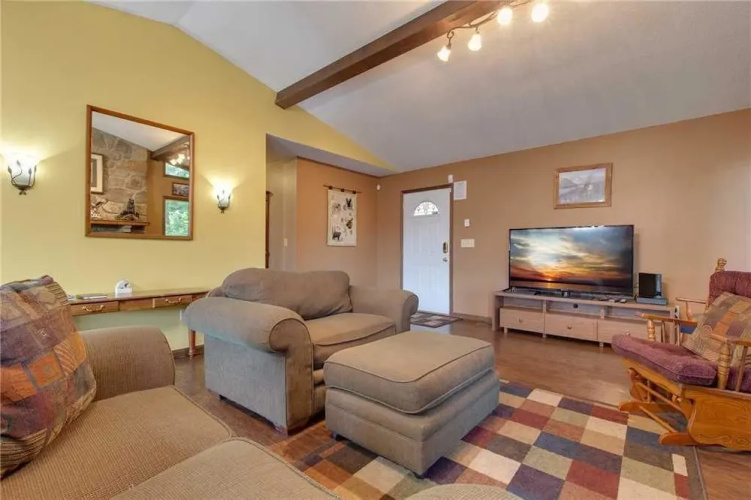 Eagle Ridge - Three Bedroom Cabin