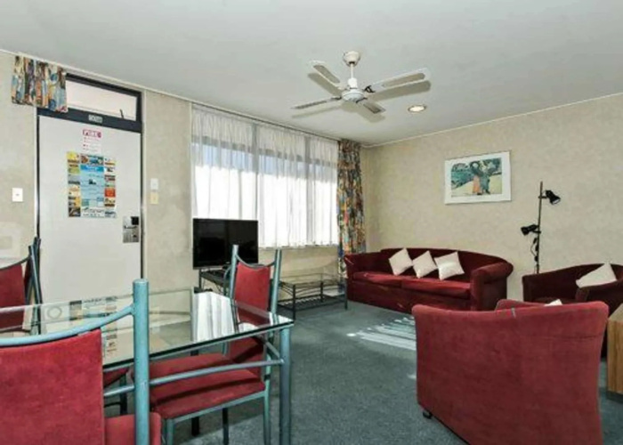 Academy Motor Inn