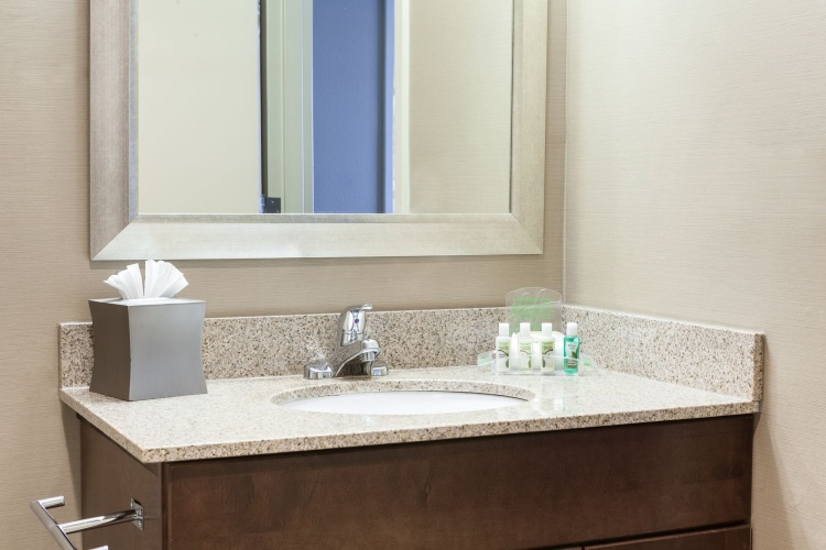 Holiday Inn And Suites Overland Park-West photo 11