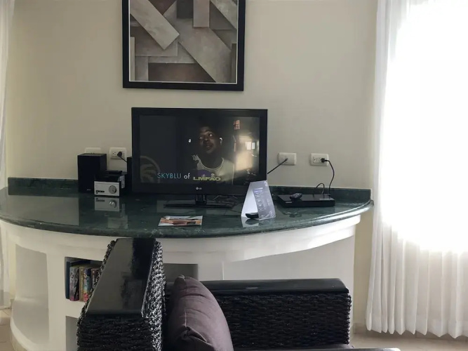 Lifestyle Kosher Crown Suites