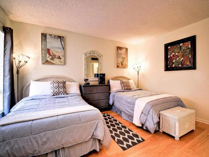 440 West 1108S