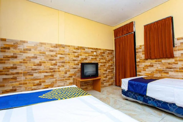 SPOT ON 2815 Hotel Damai