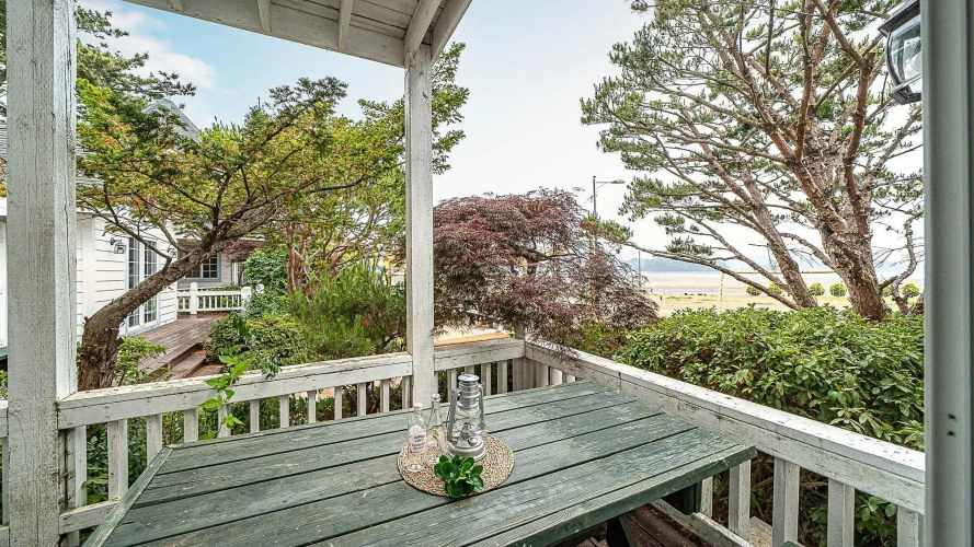 Taean Ire Pension