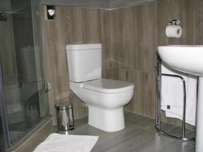 4 Seam Guest House