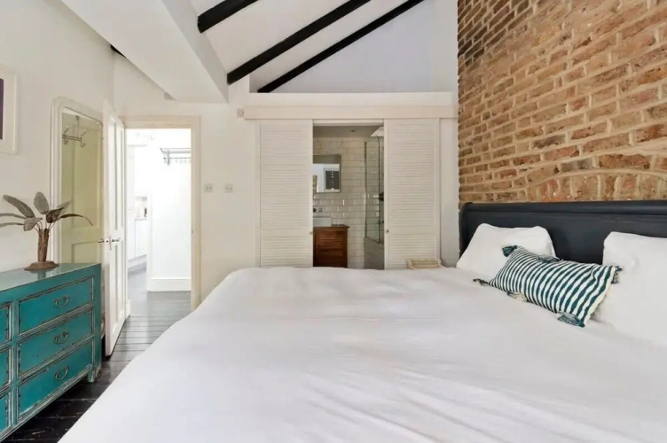 1 Bed Bohemian Loft Style Apt