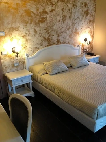 Standard Double room with balcony and with garden view