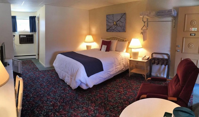 Cedar Motor Inn photo 6