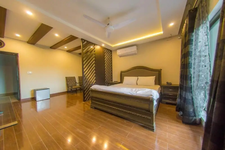 Karakuram Hotel