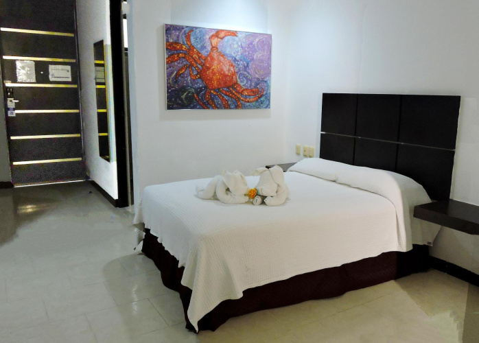 Hotel Plaza Playa - Near Playa del Carmen Main Beach