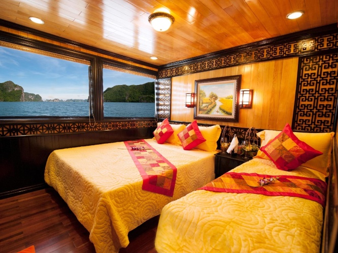 Standard Triple room