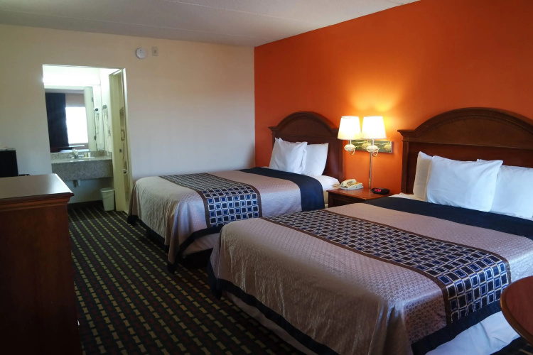 Howard Johnson by Wyndham Perry GA