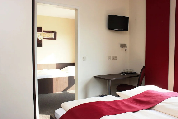 Arena Hotel