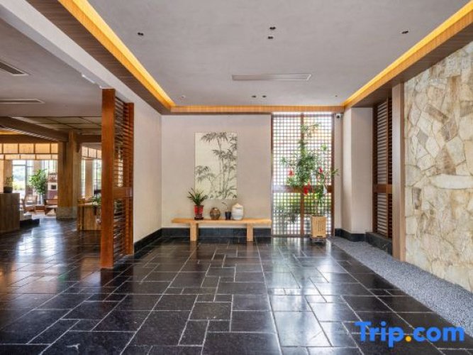 Qingyin Hotel