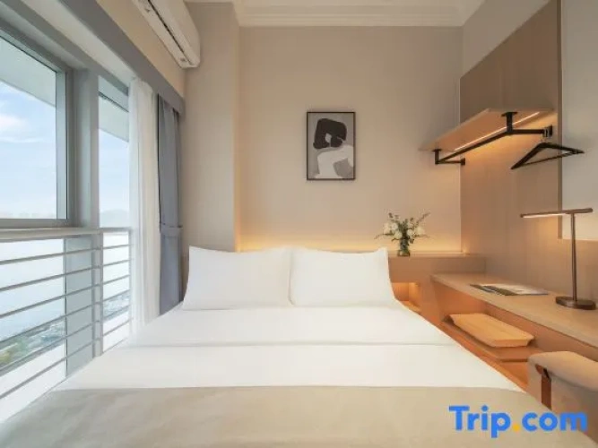 2 Bedrooms Family Suite with sea view