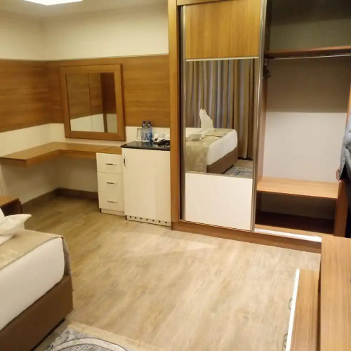 Hylise Hotel