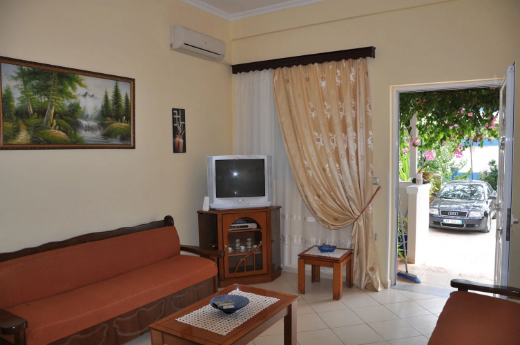 Hotel Vila Alvin & Apartments