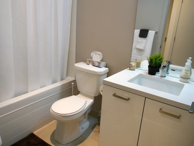 Amazing 1BR Unit in Popular