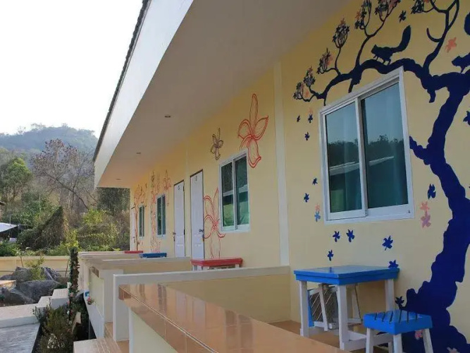 Boat House Resort