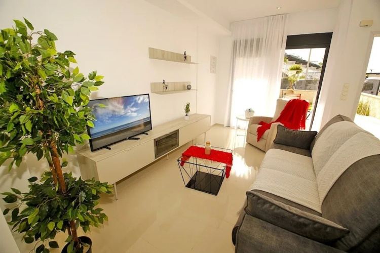 Pepper Street Apartment