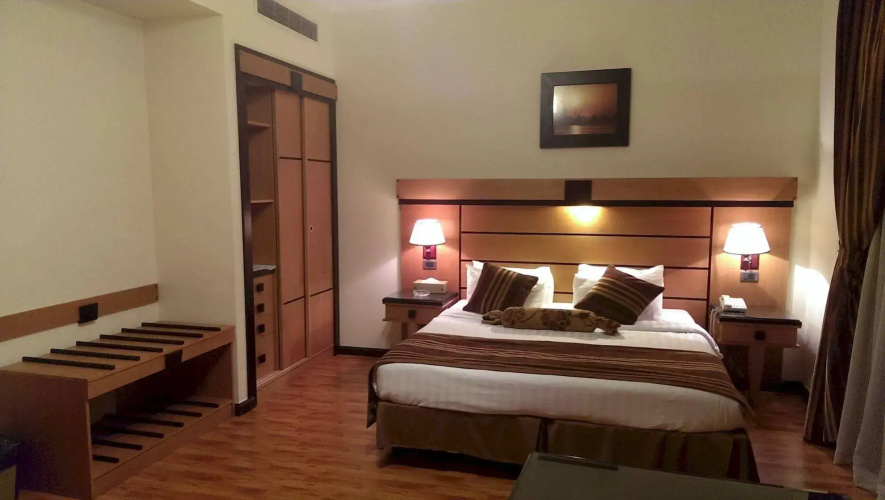 Avail Grand Hotel & Suites