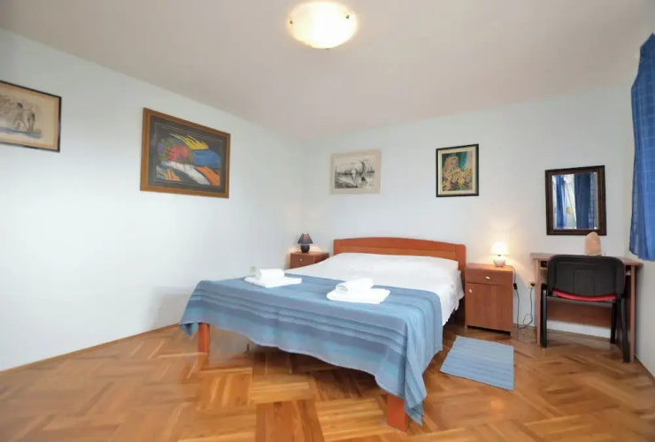 Apartment Visnja
