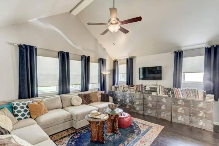 2 Bedrooms Cottage