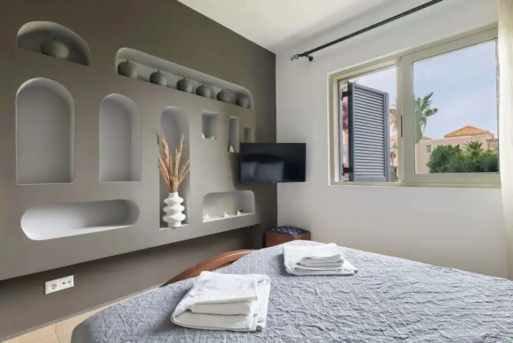Villa Elias 3BR with Jacuzzi & Pool