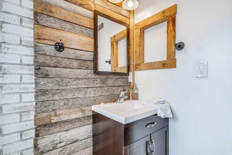 3 Bedrooms Cottage