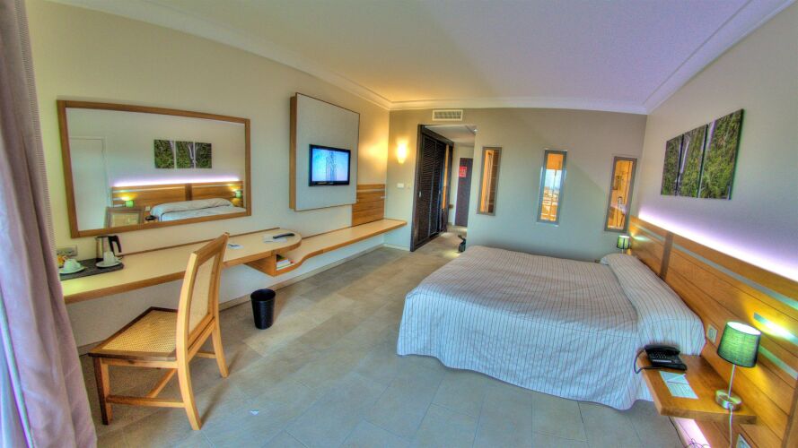 Hotel BellepierreOver view