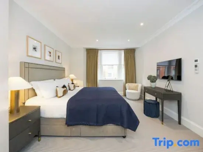 2 Bedrooms Superior Apartment