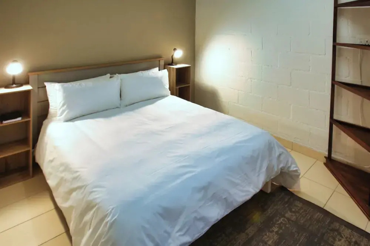 Klopdisselboom Langebaan 10-sleeper