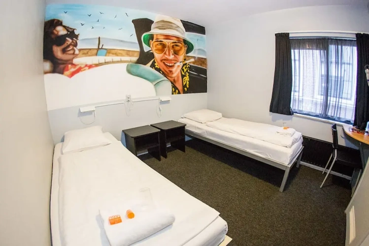 Small Twin room