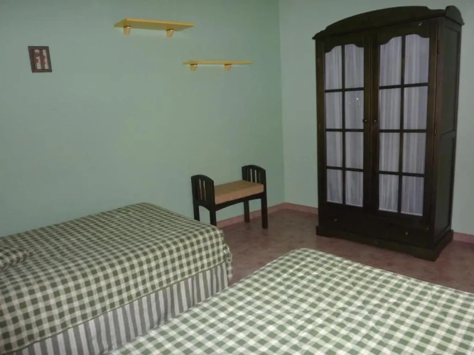 3 Bedrooms Apartment